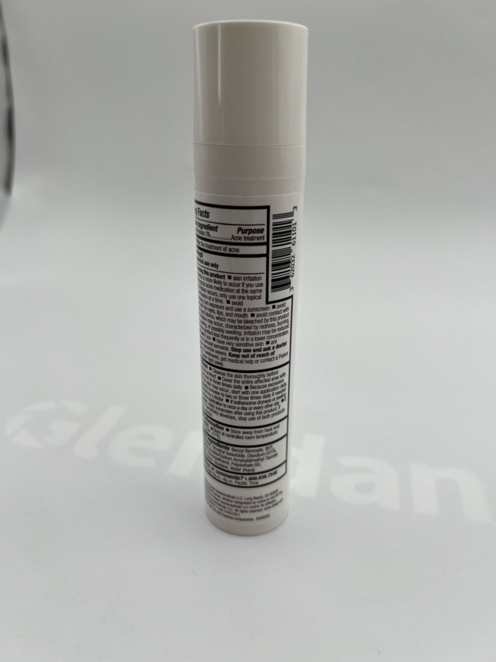 Obagi Medical CLENZIderm M.D. Therapeutic Lotion (Benzoyl Peroxide 5%) – 1.6 fl - Picture 4 of 5